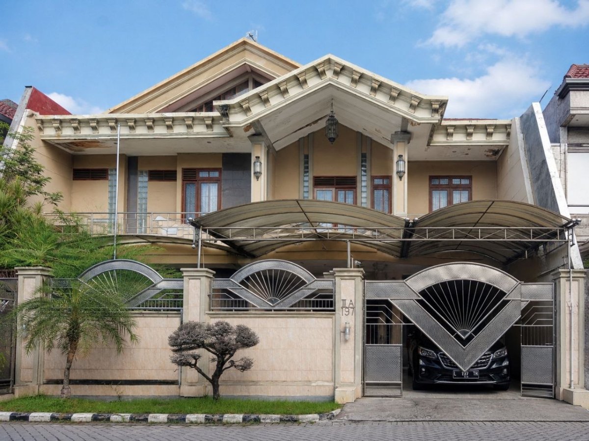 Jual Lelang Rumah Mewah @Dharmahusada Indah Barat Surabaya