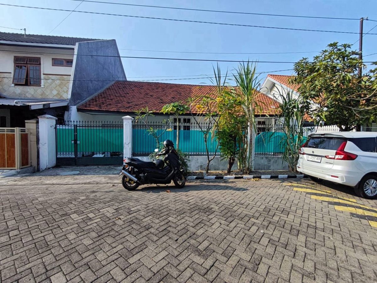 Jual Rumah Lama Harga Hitung Tanah Lokasi @Medokan Ayu Surabaya - Foto 2