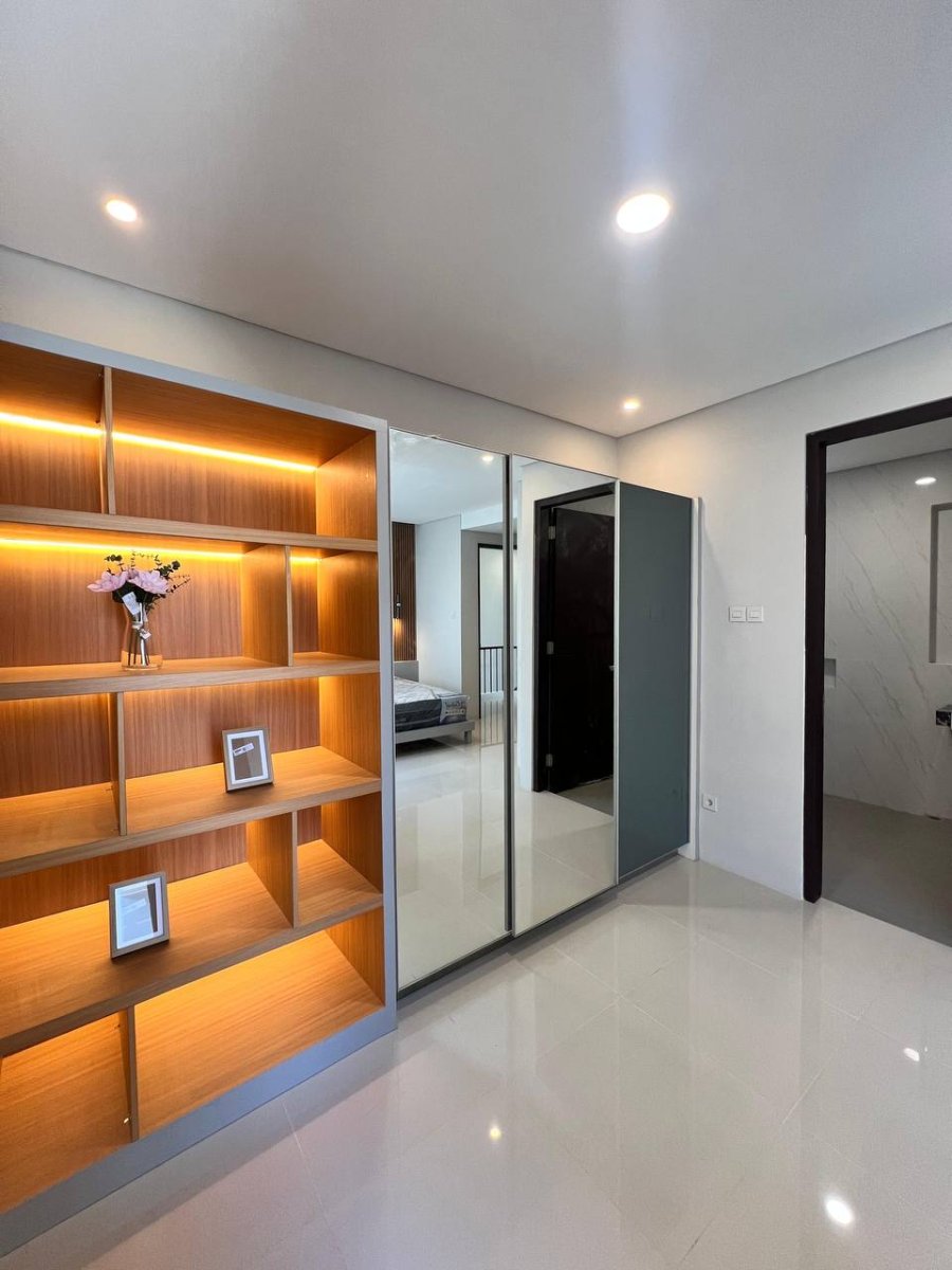 Dijual Rumah New Minimalis 2 Lt Mocca Verbana Dian Istana Surabaya - Foto 7