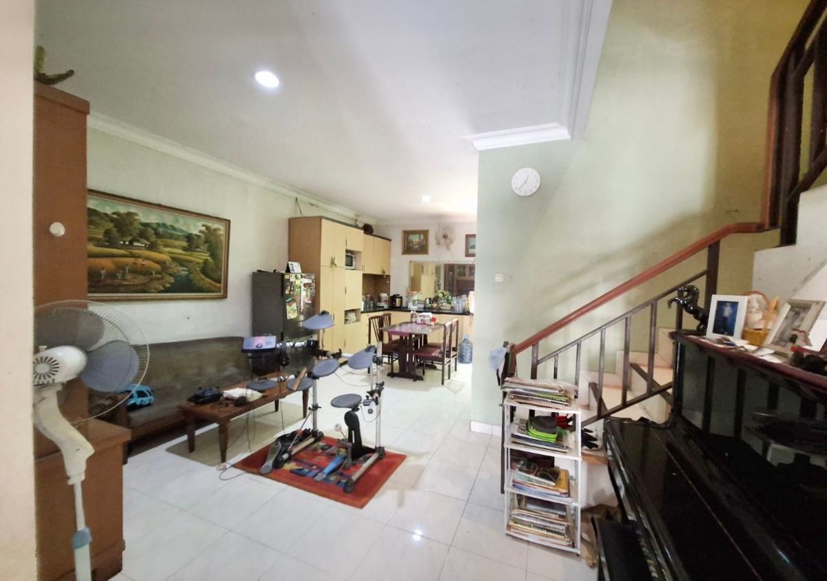 Dijual Rumah The Gading Residence Cluster Pelangi Ungu, Kelapa Gading - Jakarta Utara - Foto 13