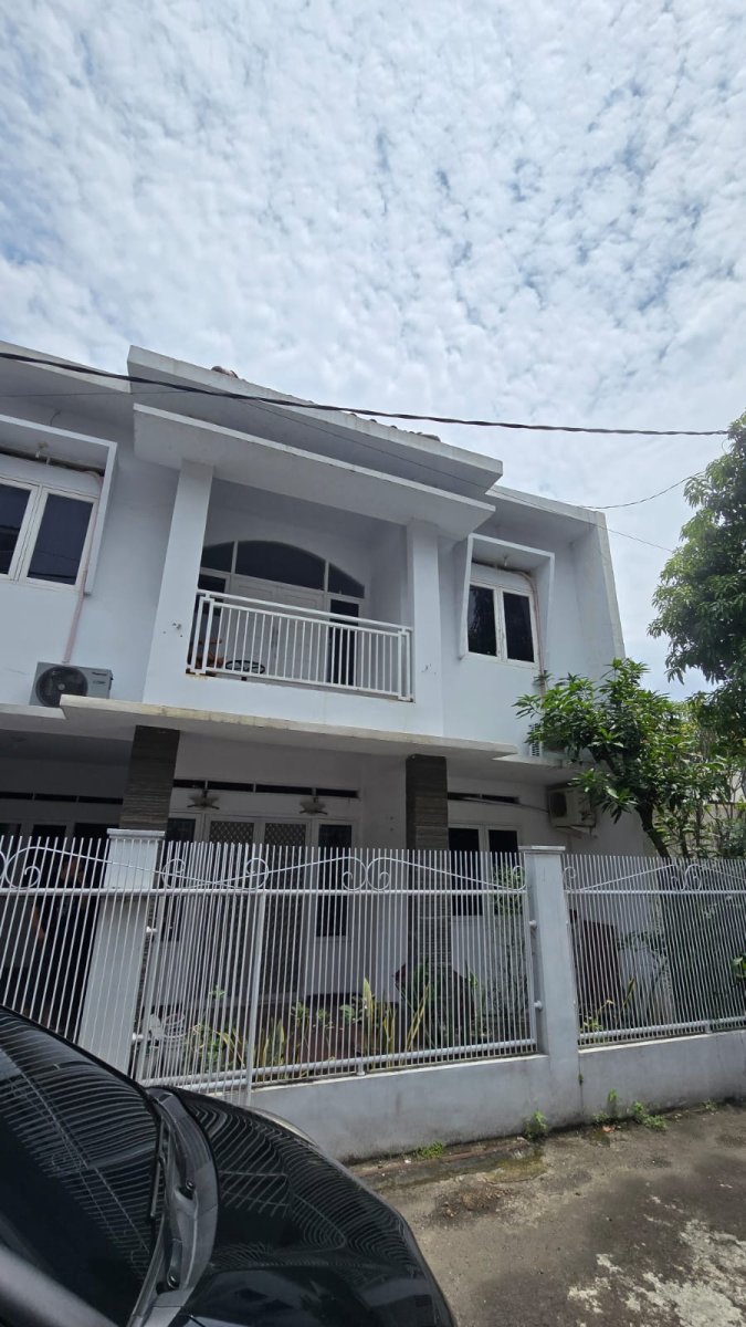 RUMAH TINGKAT DUA SIAP HUNI DAN BEBAS BANJIR DI JATIWARINGIN - Foto 6