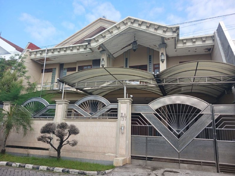 Jual Lelang Rumah Mewah @Dharmahusada Indah  Keputih, Sukolilo  Surabaya