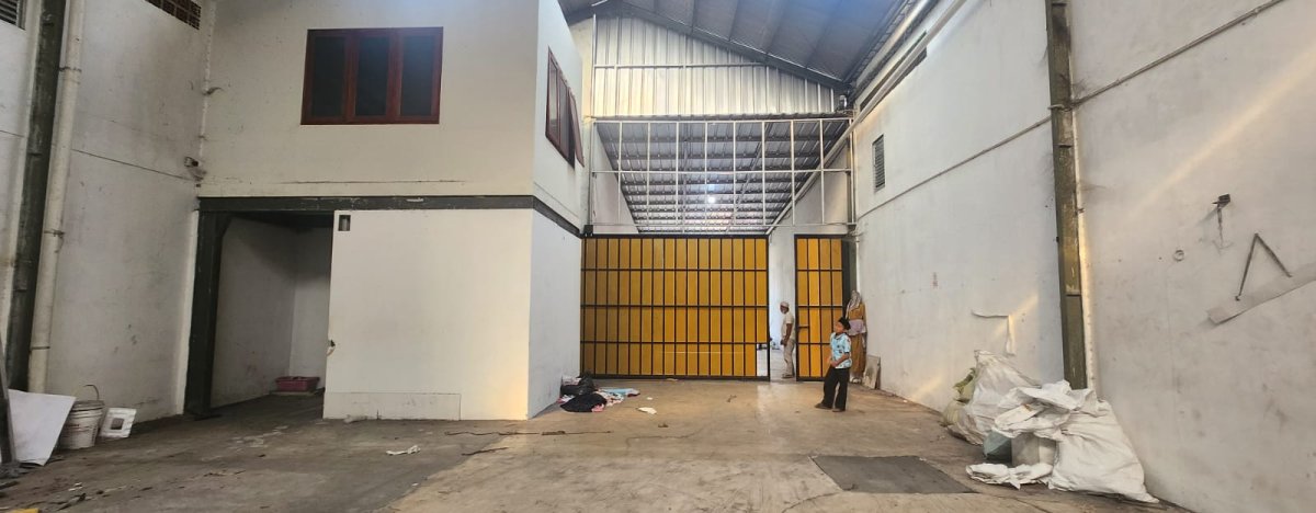 Dijual CEPAT Gudang di Jakarta Utara area ramai dan akses super strategis 15 menit ke Pintu TOL dan Pelabuhan