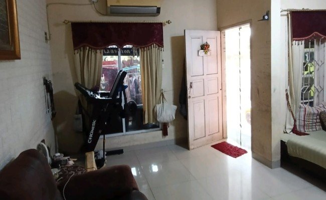 RUMAH SIAP HUNI, SEMI FURNISH, LOKASI STRATEGIS, BEBAS BANJIR, DI TYTYAN KENCANA BEKASI - Foto 2