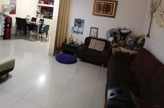 RUMAH SIAP HUNI, SEMI FURNISH, LOKASI STRATEGIS, BEBAS BANJIR, DI TYTYAN KENCANA BEKASI - Foto 5