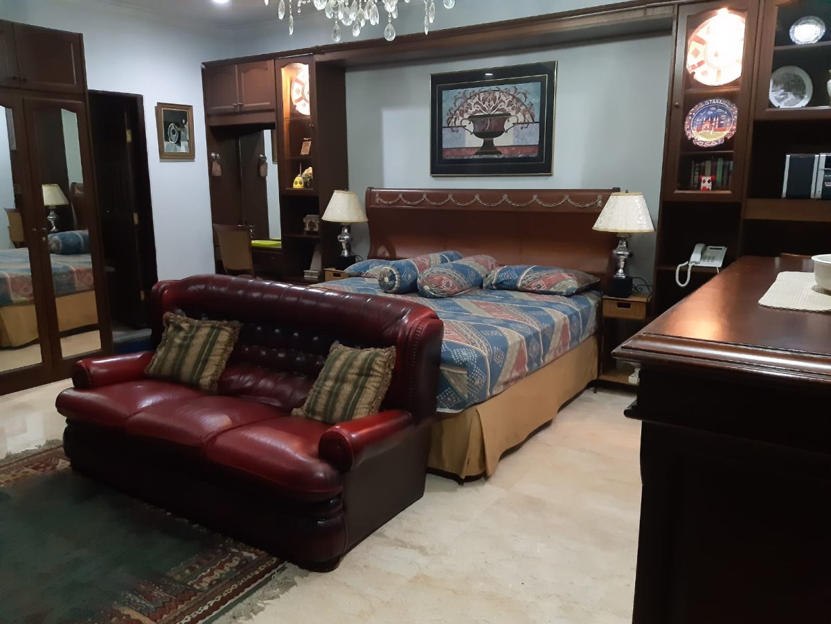 Dijual Rumah Luas & Nyaman di pegangsaan, Menteng, Jakarta Pusat - Foto 8