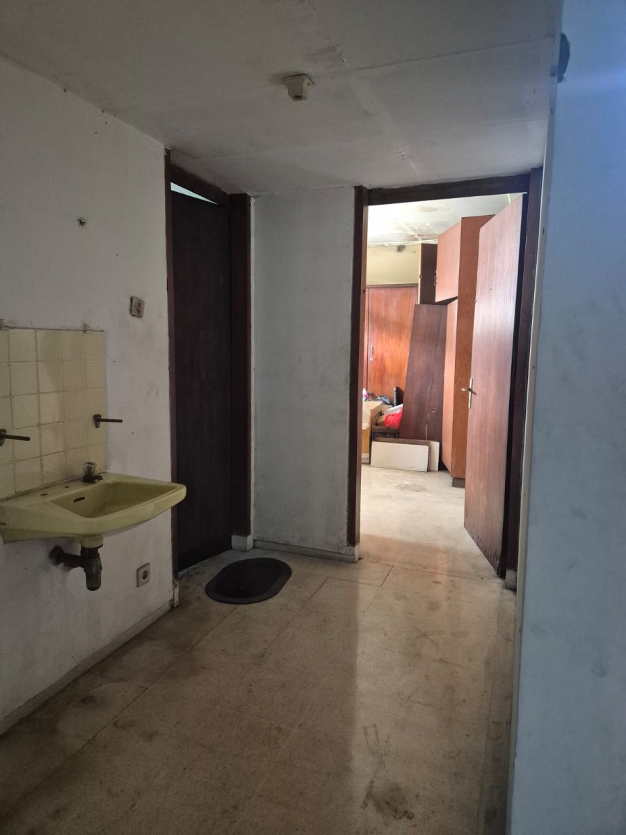 DIJUAL RUMAH KOMERSIAL PINGGIR JALAN CEMPAKA PUTIH – ( NL ) - Foto 8