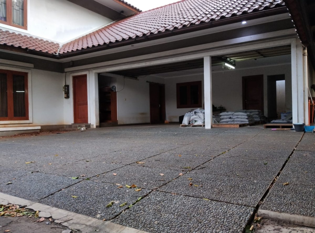 Dijual Rumah & Tanah Luas di Cilandak Raya Tengah, Jakarta Selatan