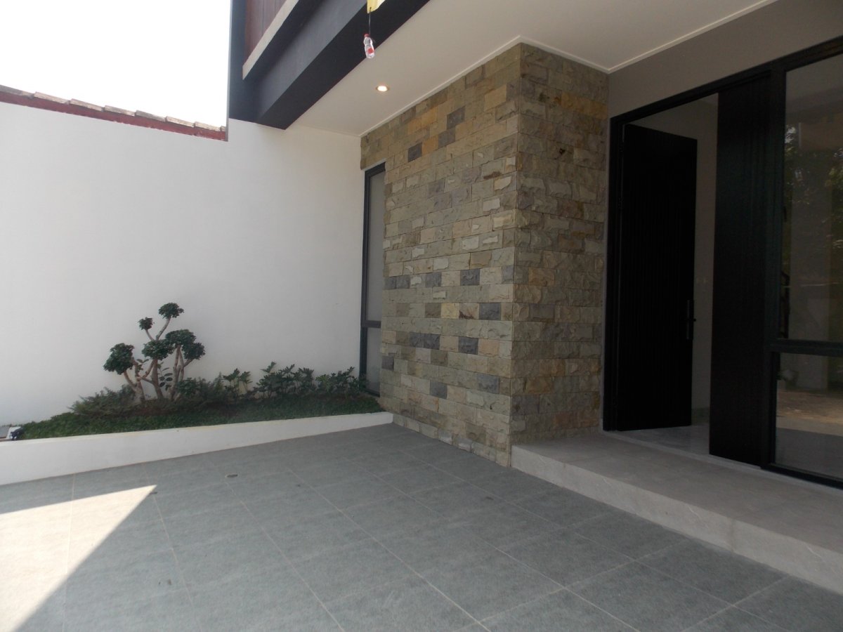 Dijual rumah di Kiwi Residence Graha Raya Tangerang Selatan - Foto 6