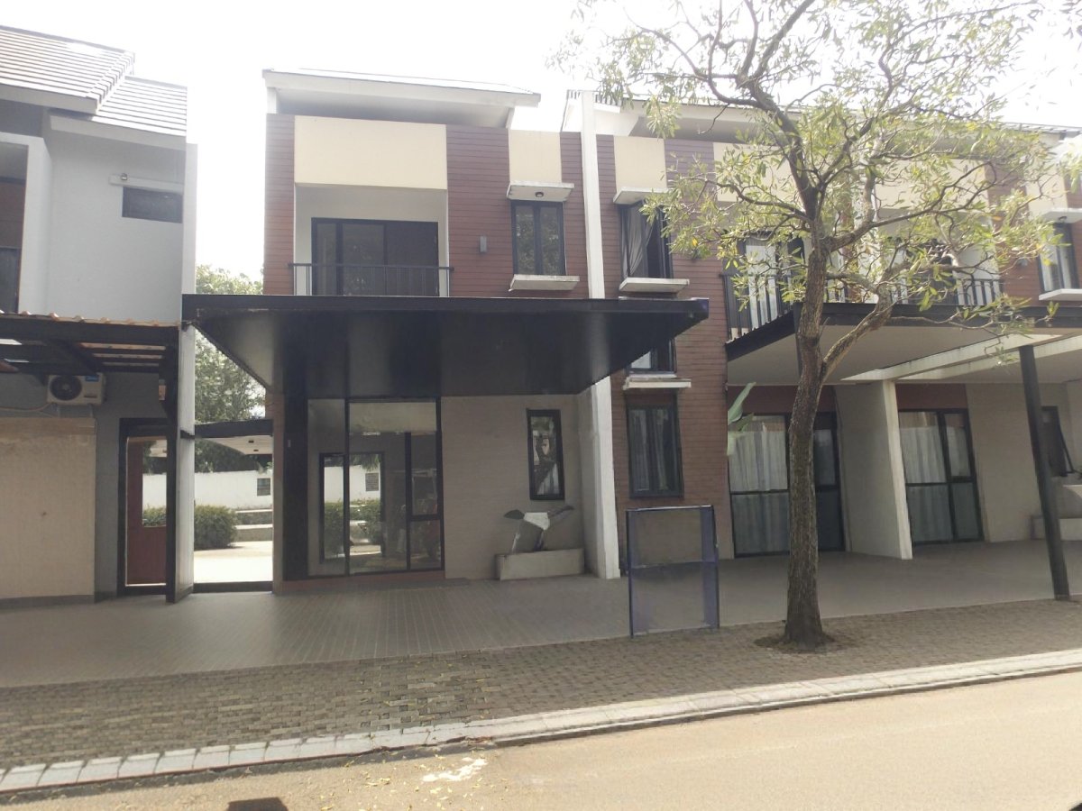 Dijual rumah siap huni di pondok cabe tangerang selatan (IT)