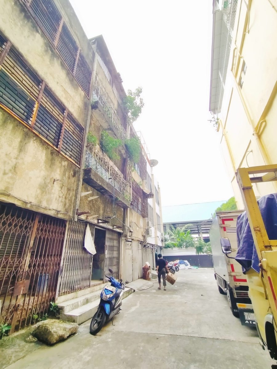Ruko Komersil 3,5 Lantai di Pangeran Jayakarta, Sawah Besar Jakarta Pusat ZM - Foto 2