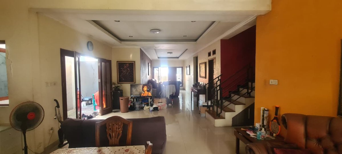 Rumah Strategis di Balekambang Condet, Selangkah ke TB Simatupang & Stasiun KRL, Dekat PGC, Lingkungan Nyaman, SHM Siap Huni - Foto 4