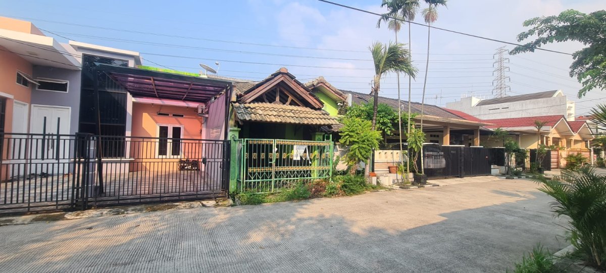 DIJUAL MURAH RUMAH LUAS, STRATEGIS, TAMAN HARAPAN BARU, BEKASI