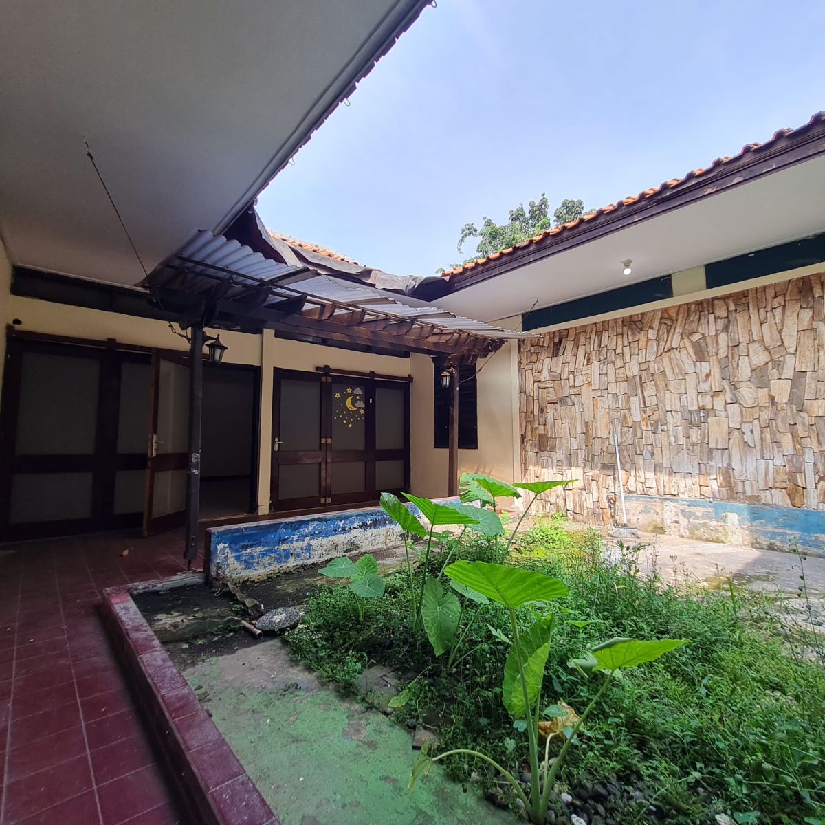 Dijual Rumah Hook Luas 774 m² di Mampang Jakarta Selatan, Cocok untuk Kost-kostan Premium - Foto 14