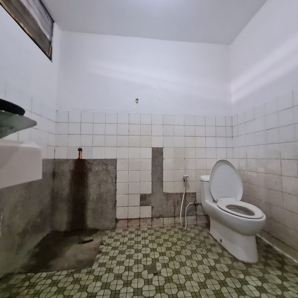 Dijual Rumah Hook Luas 774 m² di Mampang Jakarta Selatan, Cocok untuk Kost-kostan Premium - Foto 15