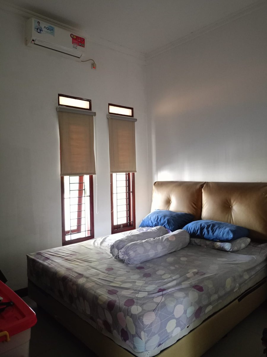 Disewakan Rumah Cantik Minimalis di Momien Residence, Beji , Depok - Foto 2