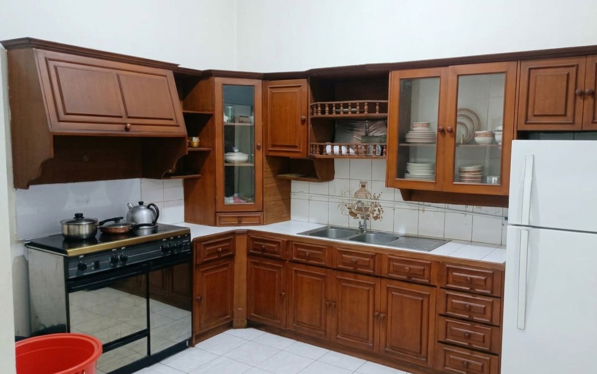 Dijual Rumah Full Furnished 2 Lantai di Kavling DKI Jakarta Timur - Foto 4