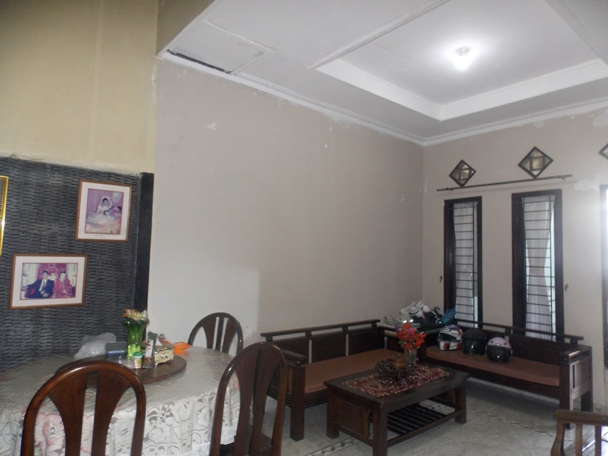 Dijual rumah di Graha Raya Tangerang Selatan
