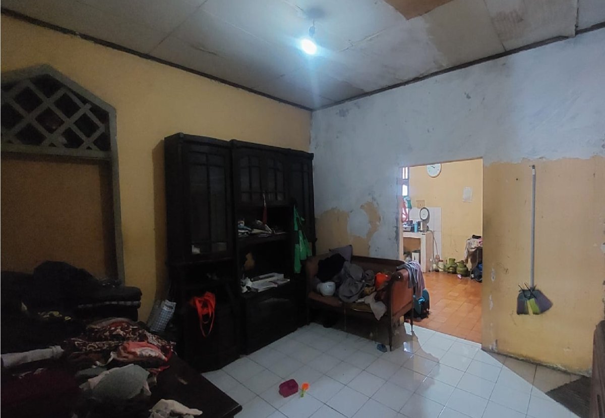 Rumah Hitung Tanah Saja Dijual Di Ciputat Tangerang Selatan Dekat Pintu Tol - Foto 4