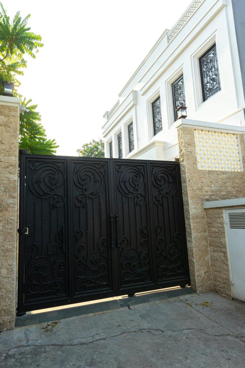 Jarang Ada! Rumah Mewah di Kemanggisan Palmerah Jakarta Barat DI - Foto 11