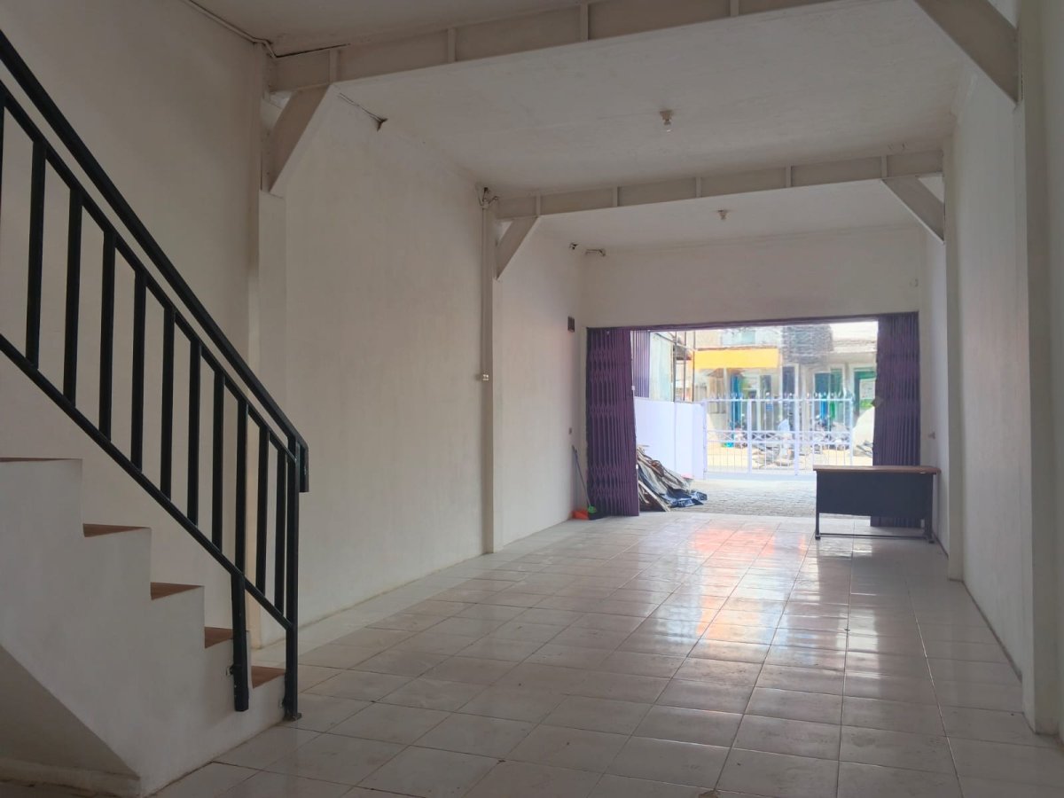 Ruko Gandeng Siap Pakai Dijual dan Disewa Di Ciledug Tangerang - Foto 4