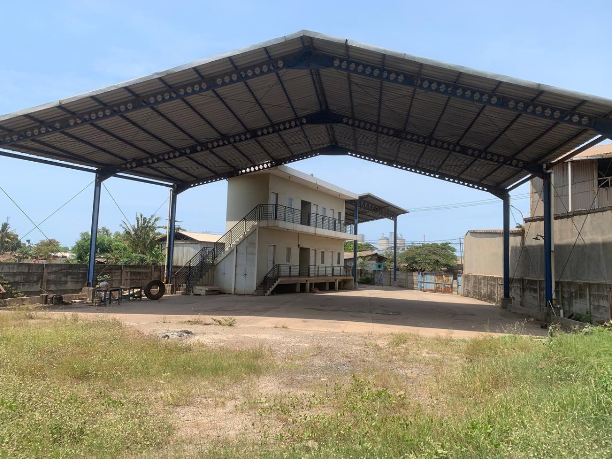 Dijual Gudang Strategis Pinggir Jalan Luas 1.233 m² di Kota Cilegon - Foto 2