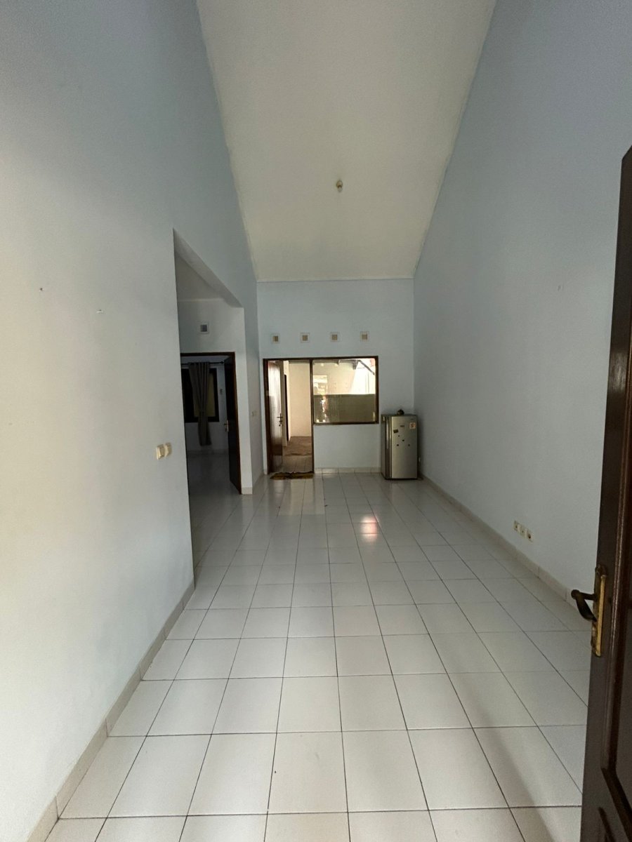 DiJual Rumah diSutera Kirana, Pondok Jagung Timur,Serpong Utara, Tanggerang Selatan - Foto 12