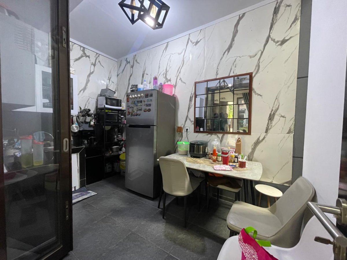 DiJual Rumah Aestatic  diFortune Essemse, Graha Raya Bintaro Tanggerang Selatan