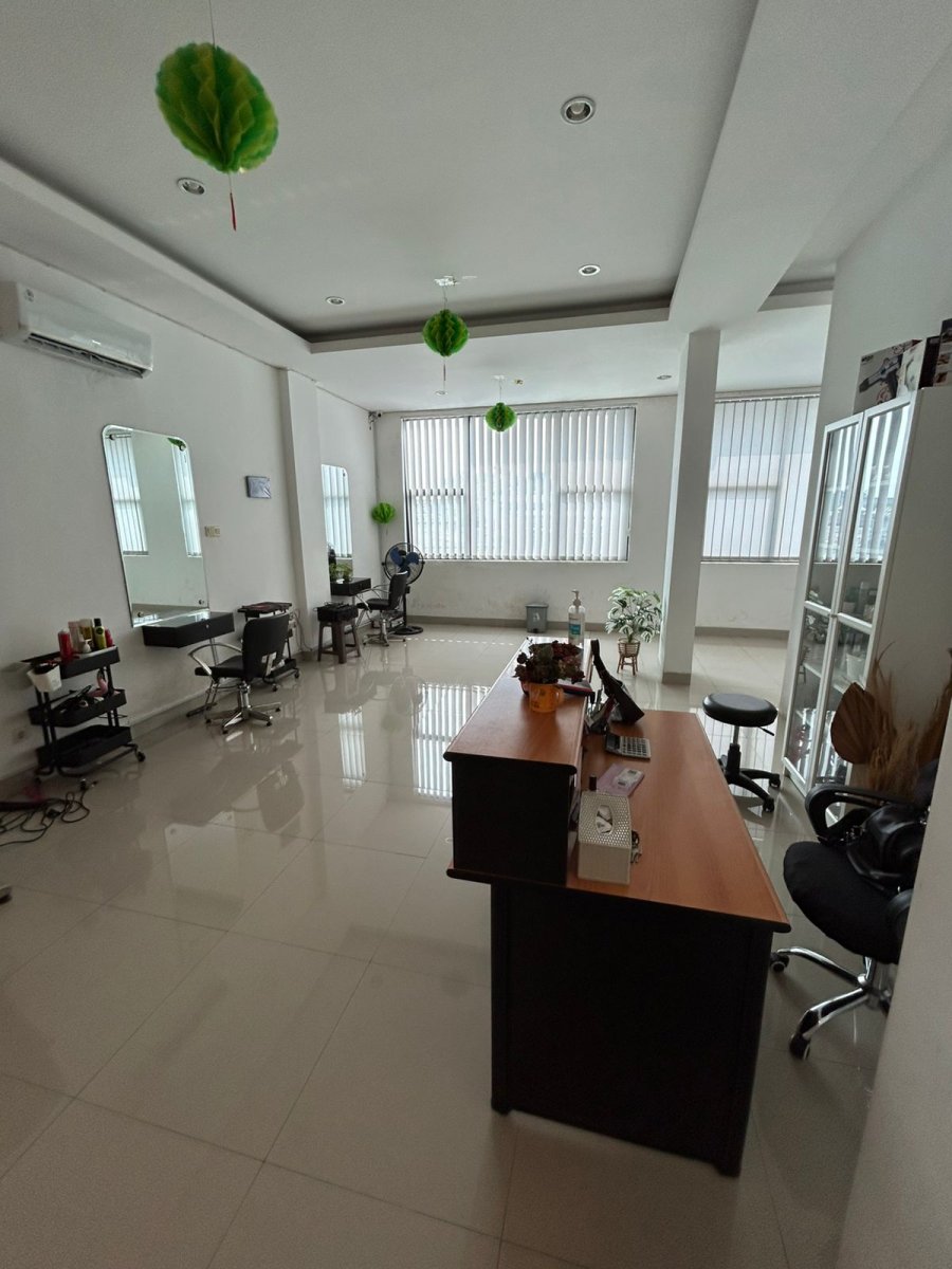 Sewa  Ruko dipinang  jl.KH Hasyim Azhari kota Tangerang banten - Foto 8