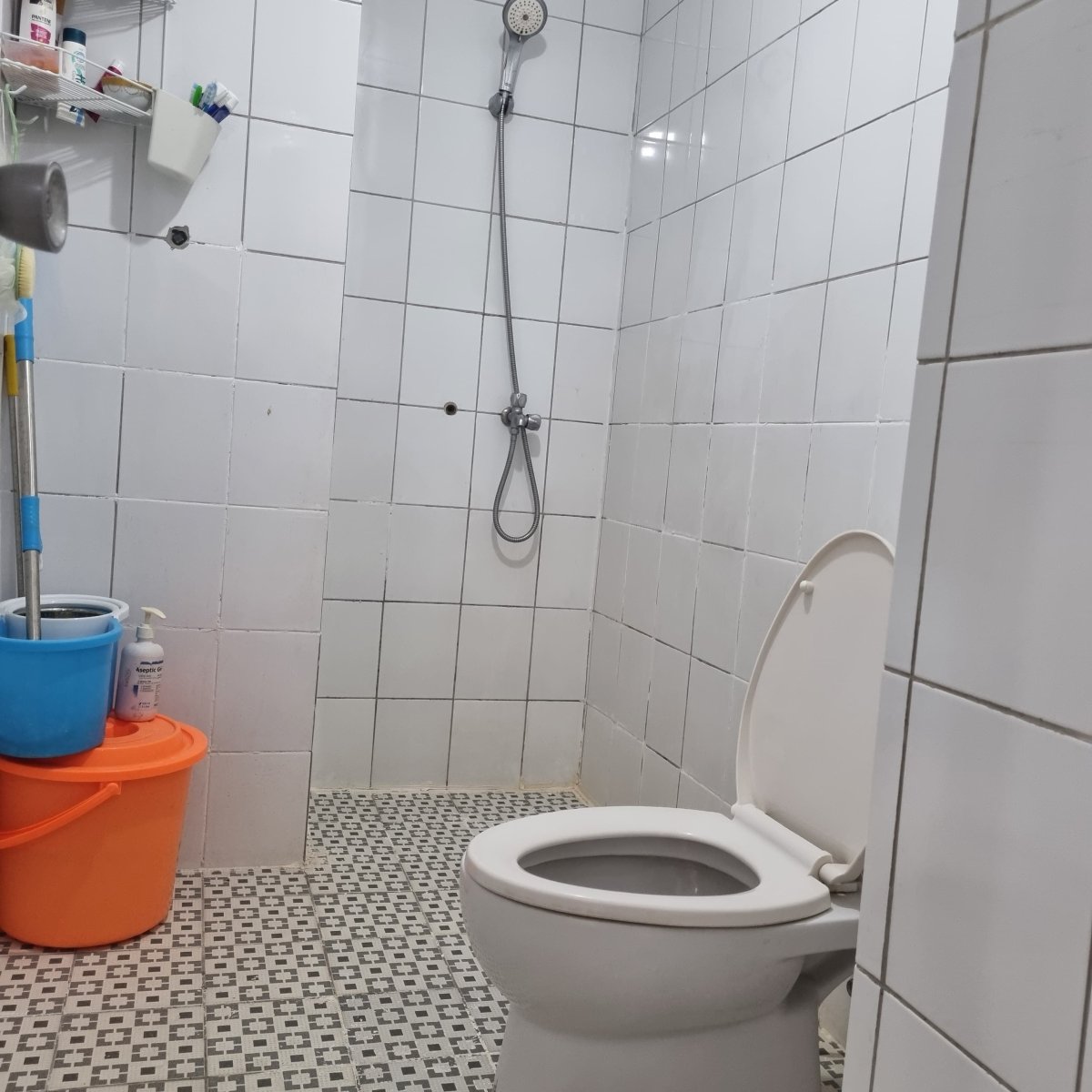 Dijual unit 1BR apartement Emerald Bintaro tangerang Selatan