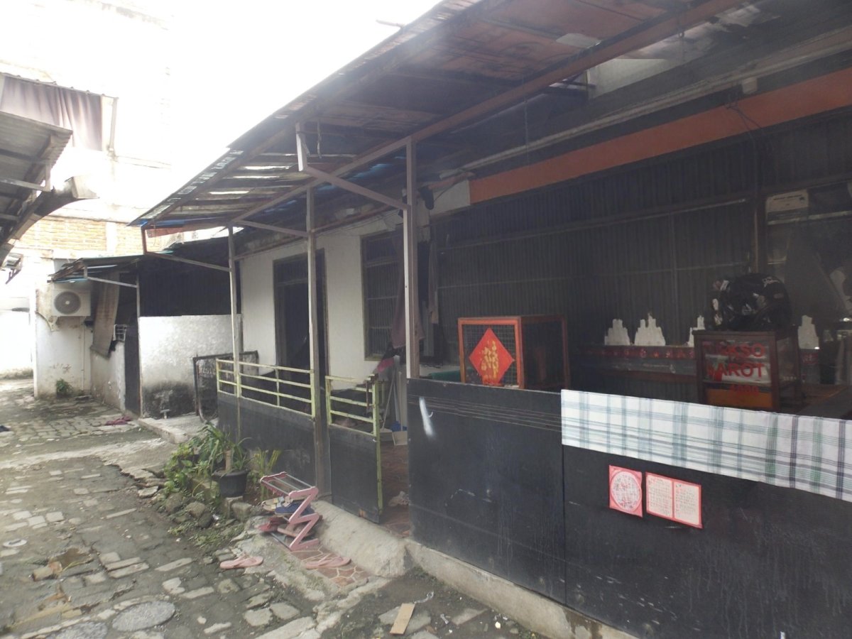 Dijual rumah hitung tanah pinggir jalan di ciputat Tangerang selatan - Foto 2