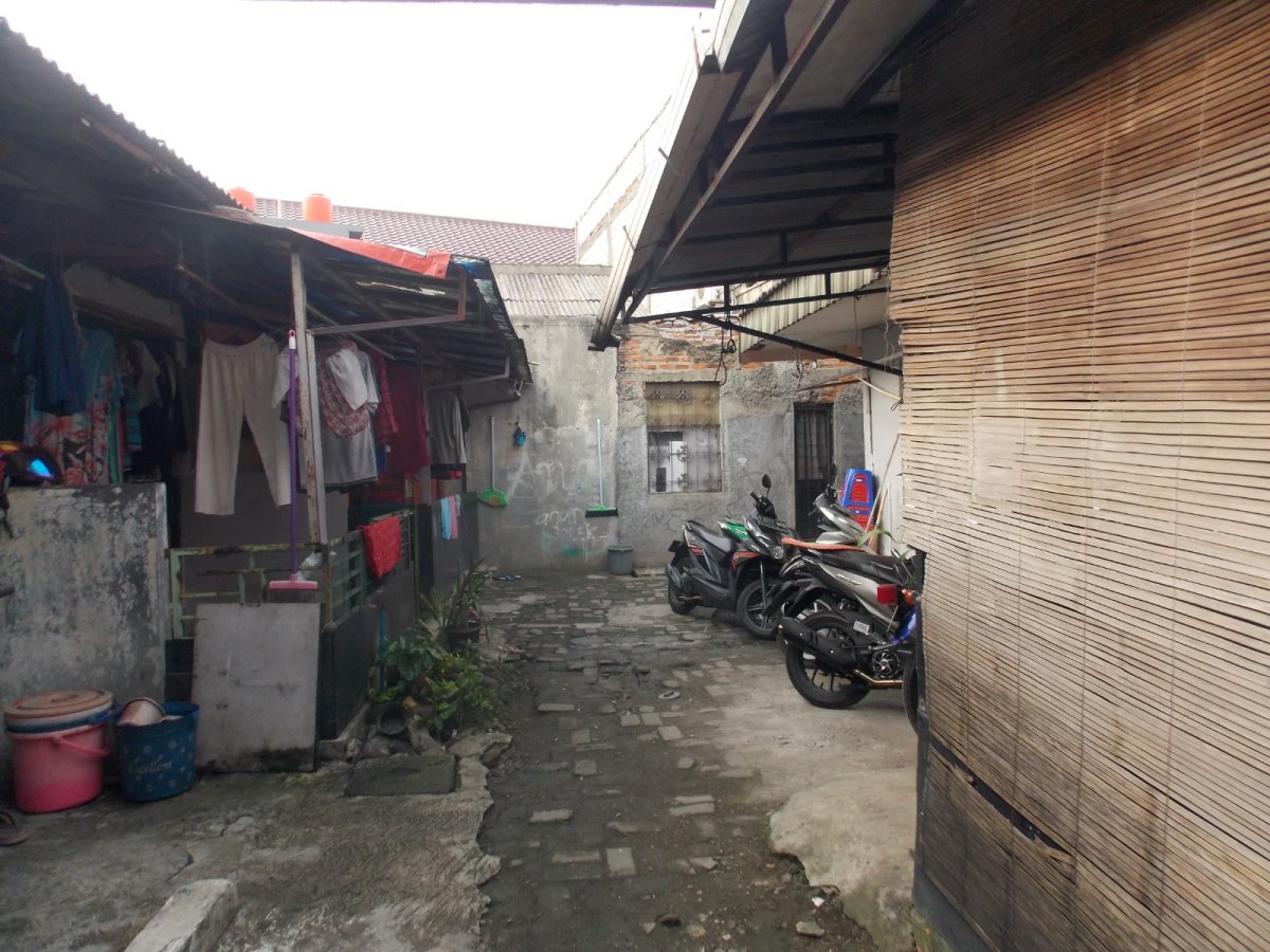 Dijual rumah hitung tanah pinggir jalan di ciputat Tangerang selatan - Foto 4