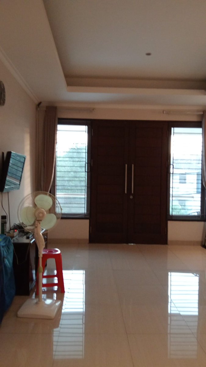 Dijual Rumah Semi Furnish Di Janur Elok Raya, Kelapa Gading - Jakarta Utara - Foto 2