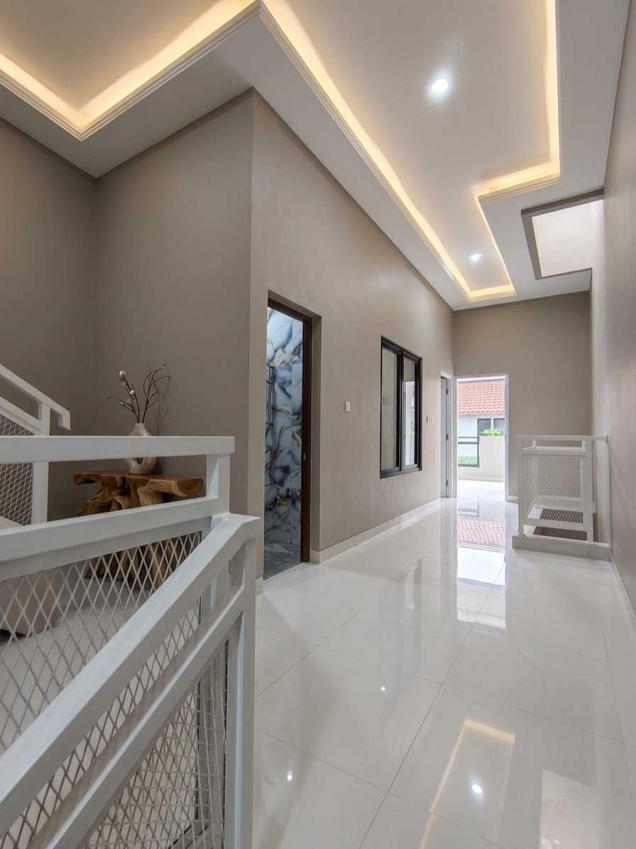 Rumah 3 Lantai Matraman 1.8 M – Strategis & Siap Huni! - Foto 11