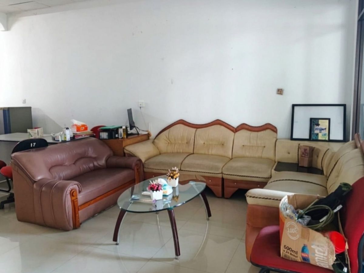 Kantor dan Gudang Dijual Di Jalan Moh. Toha Karawaci Tangerang Dekat Pintu Tol - Foto 4