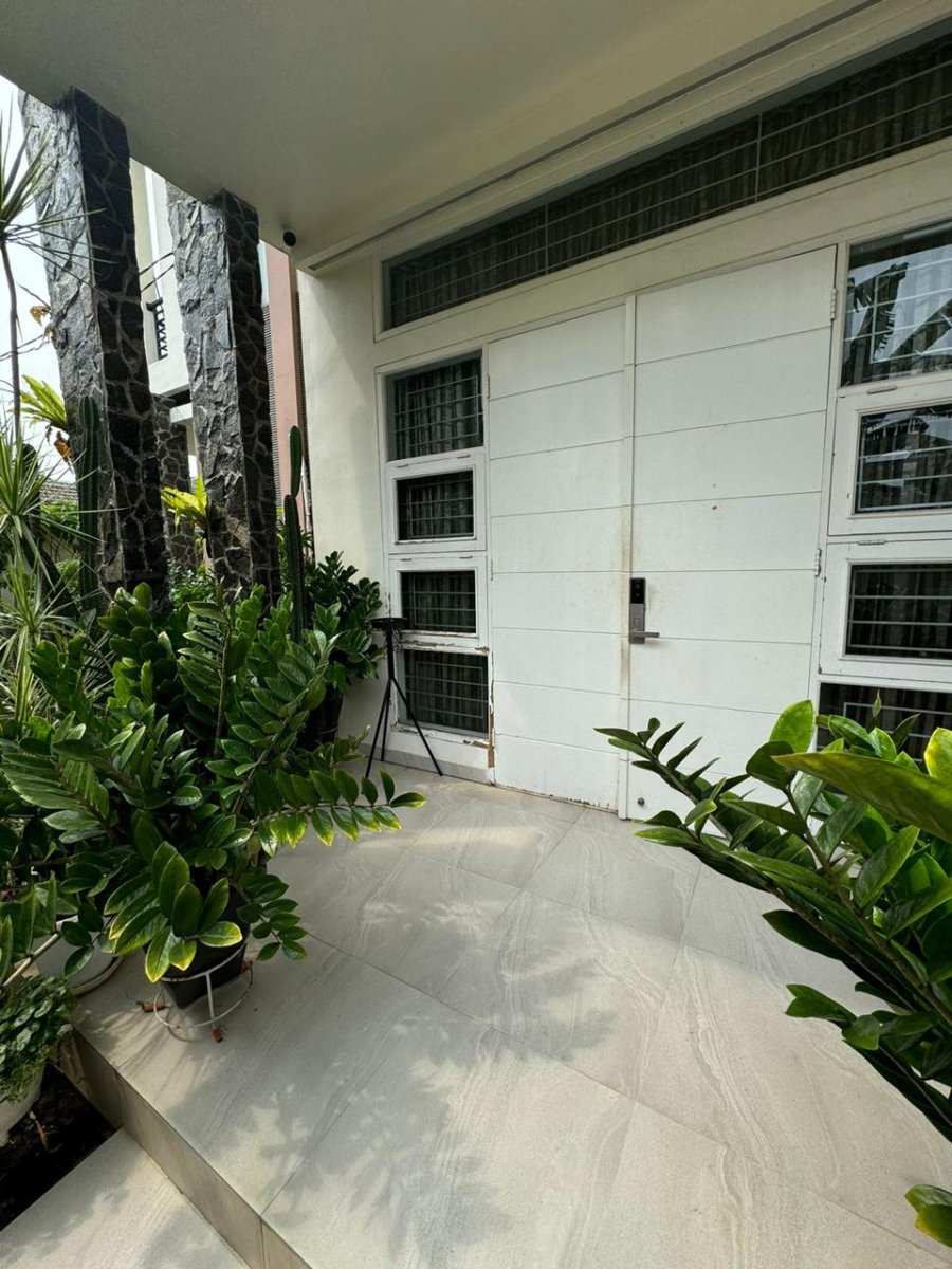 Dijual Rumah Asri Di Pulomas Barat, Pulo Gadung - Jakarta Timur