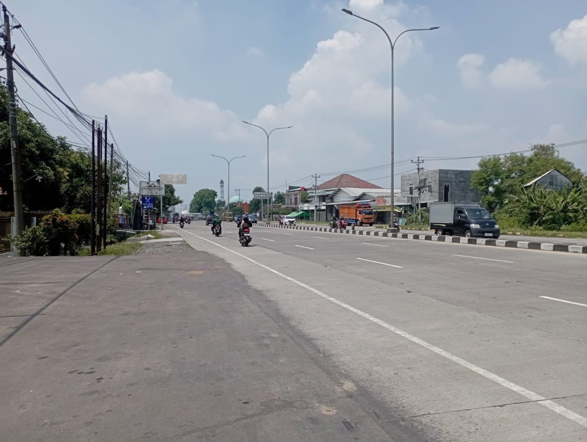 Gudang strategis siap pakai dekat dgn pintu tol kebakkramat di kawasan industri kebakkramat karanganyar. - Foto 2