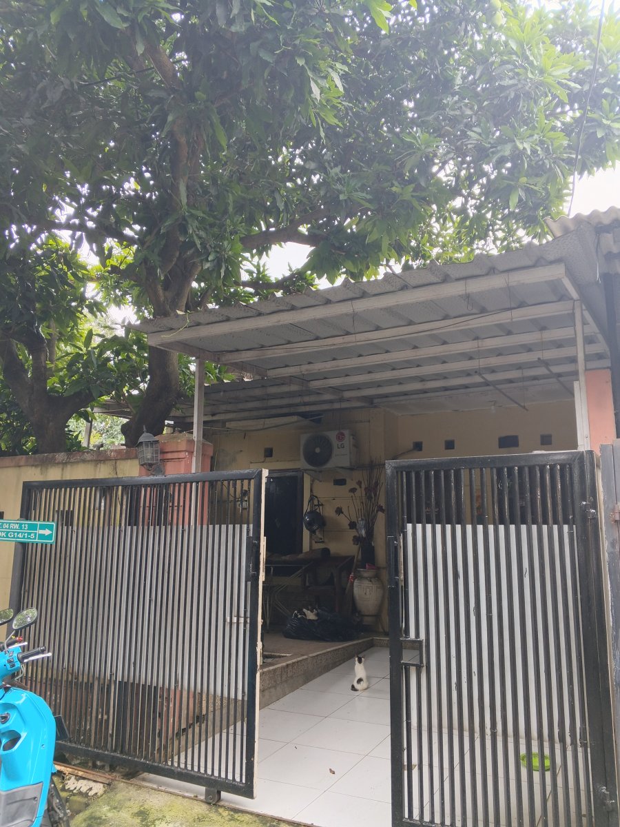 Di jual rumah dalam perumahan duta bintaro dekat graha raya dan alam sutera