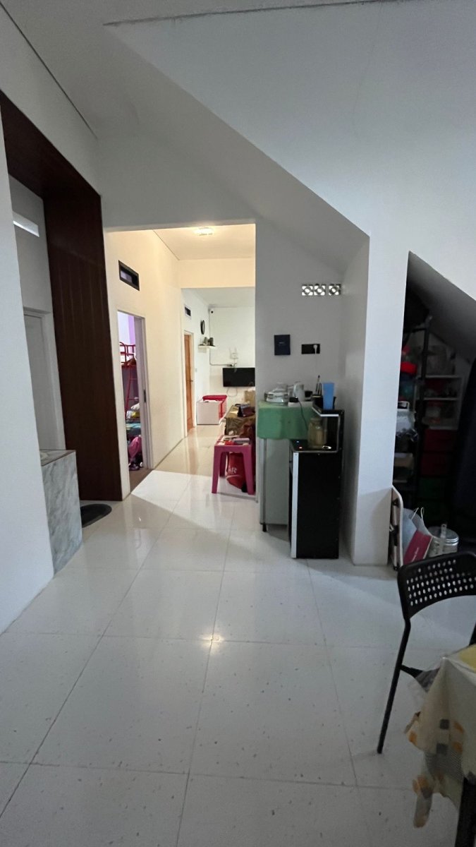 Di Jual Rumah Siap Huni Renovasi tahun 2023 Di Duta Bintaro ( Satu Setengah Lantai ) - Foto 4