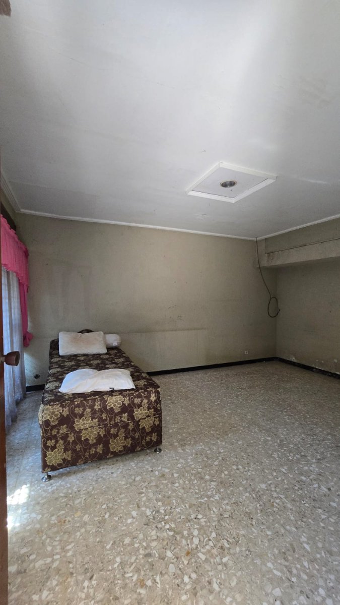 Rumah atau ruang usaha strategis di jalan slamet riyadi penumping laweyan solo - Foto 3