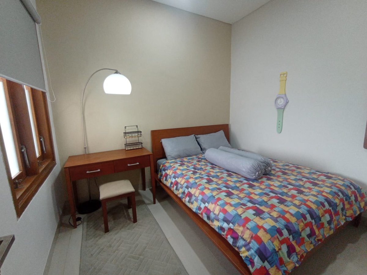 Rumah cluster elite 2 lantai  full furnished di Colomadu - Foto 11