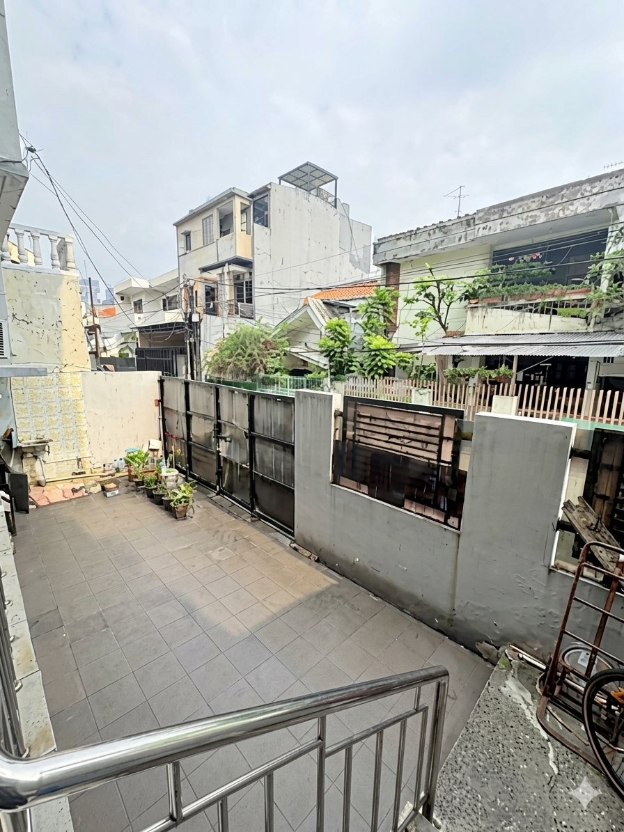 Jual Rumah Row Jalan 2 mobil di Tomang Jakarta Barat ID - Foto 3