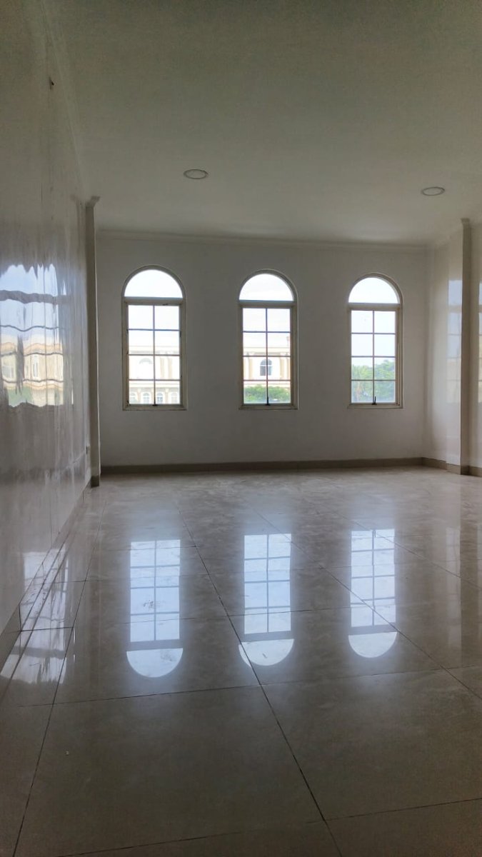 Sewa Rukan 4 lantai di Rukan Sentra Niaga Green Lake City Jakarta Barat AN - Foto 9