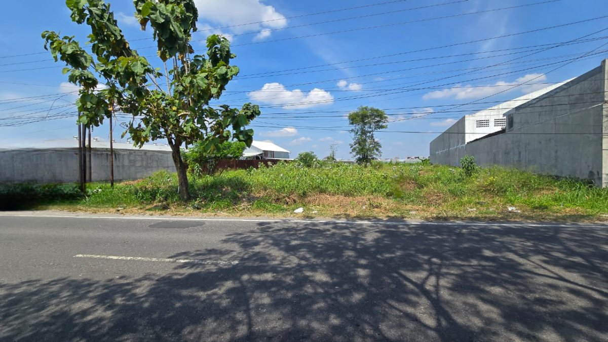 Dijual Tanah Istimewa di Jalan Adi Sumarmo, Gedongan, Colomadu, Solo - Foto 4