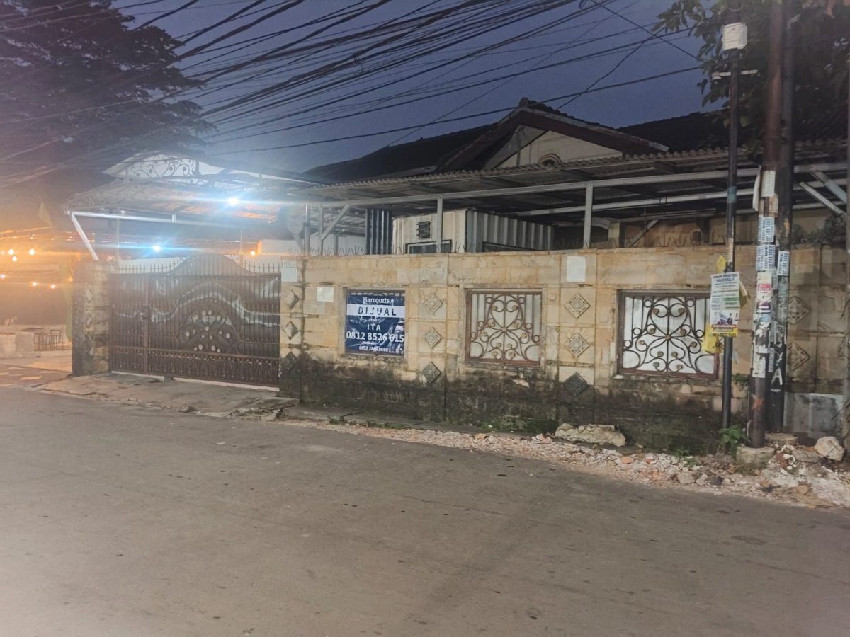 Dijual rumah di Komplek DPR Ciputat Timur Tangsel