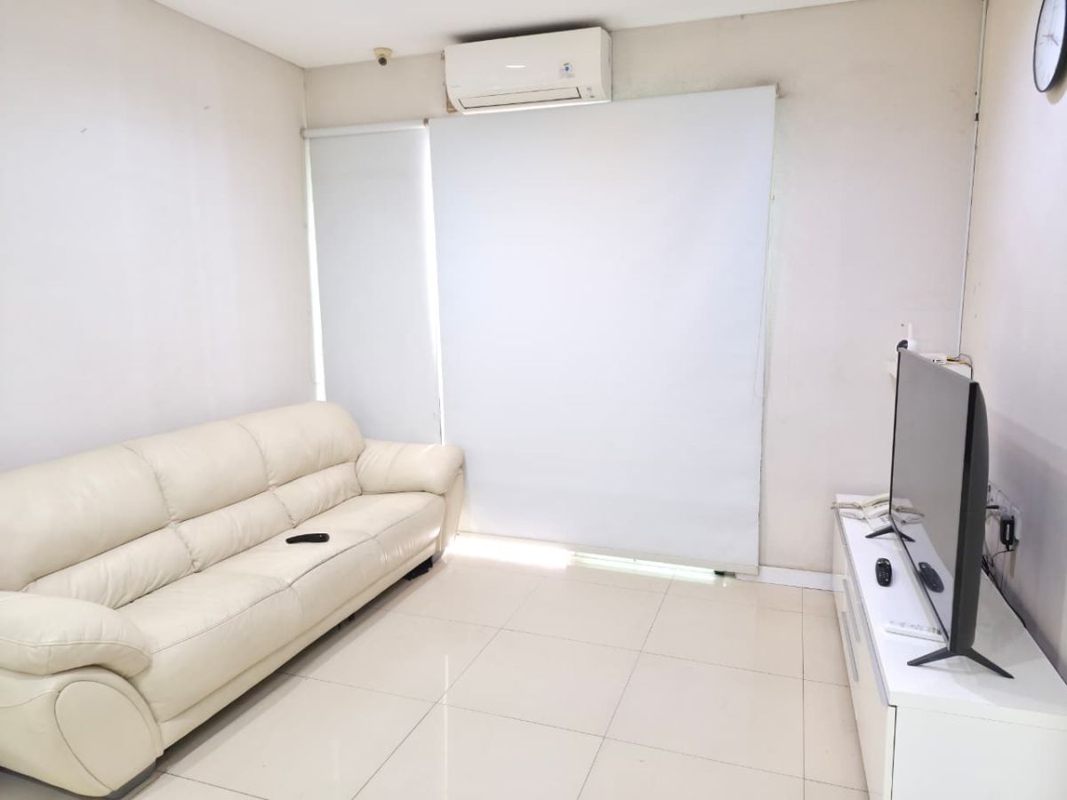 Dijual 3 Kamar Tidur Apartment Thamrin Residences dengan Interior Eksklusif View Swimming Pool - Jakarta Pusat - Foto 10