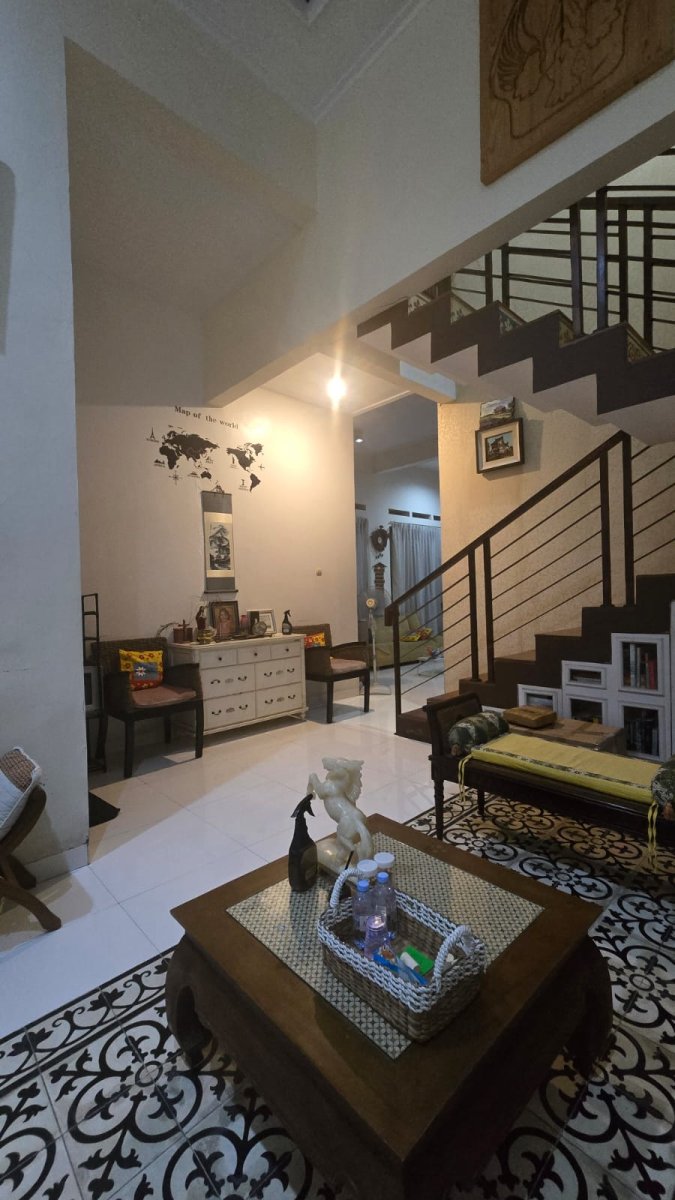 DIJUAL Rumah Siap Huni Nuansa Jawa Klasik di Manahan, Mangkubumen, Banjarsari, Sol - Foto 10