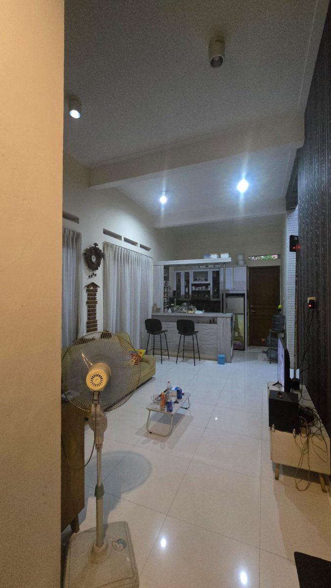 Rumah bagus siap pakai nuansa jawa classic di manahan mangkubumen banjarsari solo