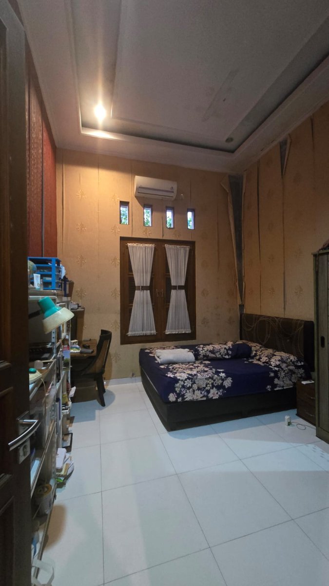 Rumah bagus siap pakai nuansa jawa classic di manahan mangkubumen banjarsari solo - Foto 8