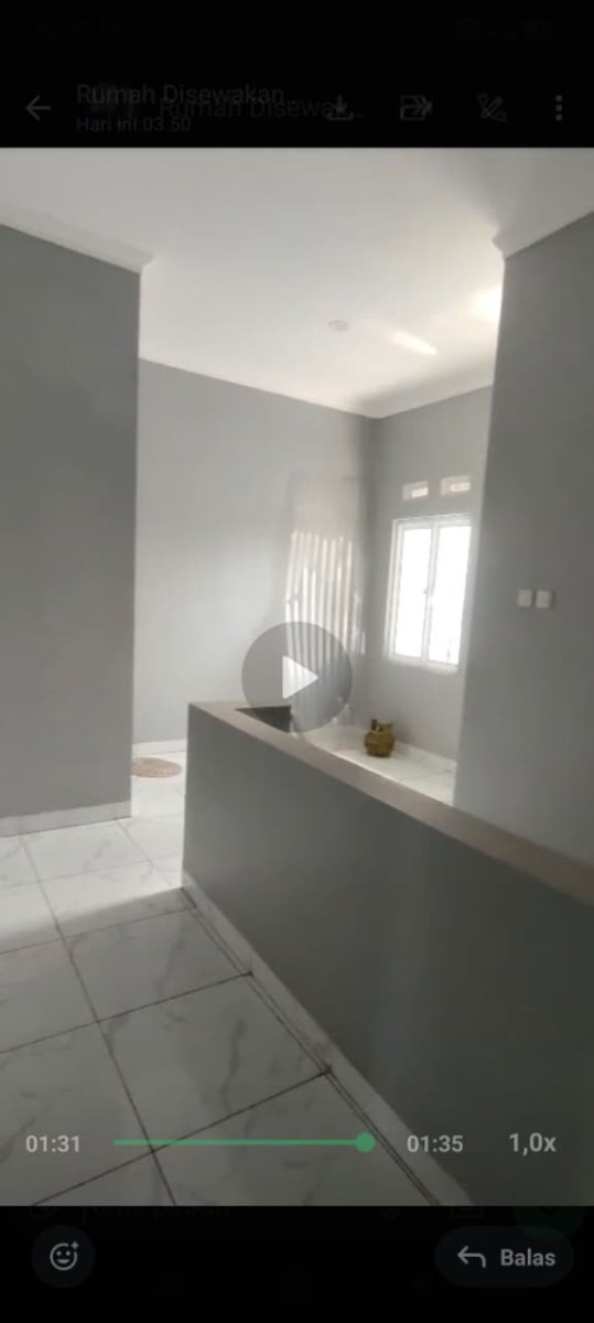 Disewakan rumah bagus 2 lantai, lokasi di banjarsari dekat manahan - Foto 8